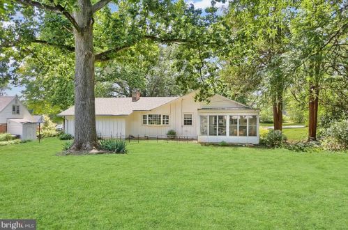 415 Allendale Way, Camp Hill PA  17011-8407 exterior