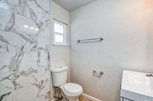 1825 Price Ave, Fresno CA  93702-4644 exterior