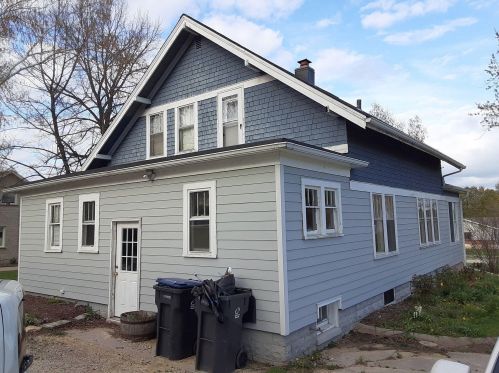 903 Main St, Cedar Grove, WI 53013-1308