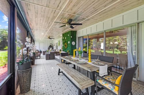 2172 Gidding Rd, Fort Pierce, FL 34952-5657