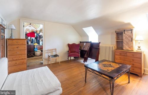 232 Cliveden St, Philadelphia PA 19150-3309 exterior