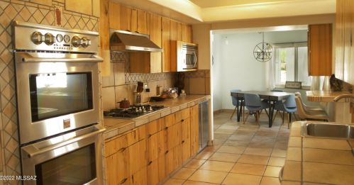 9020 Eagle Pl, Tucson AZ  85749-9424 exterior