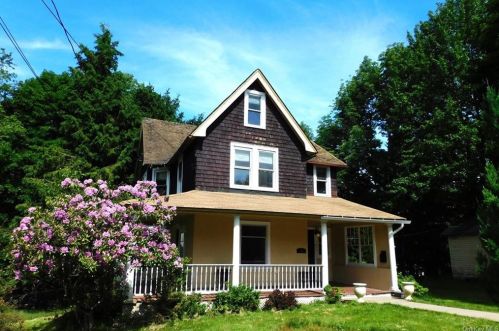 30 Winslow Pl, Liberty, NY 12754-1537