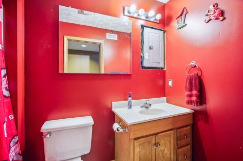 2552 Willowgate Rd, Darbydale OH  43123-1589 exterior