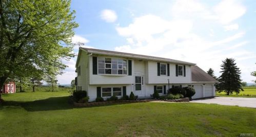 1476 Schwab Rd, Varysburg, NY 14167-9714