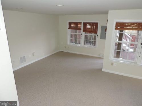 9622 Masey Mcquire Ct, Lorton VA  22079-2325 exterior