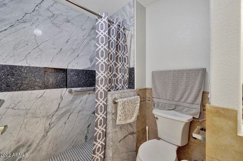 5019 Paradise Ln, Glendale AZ  85306-2655 exterior