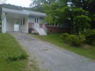3421 Bellgreen Ln, Knoxville, TN 37918-2038