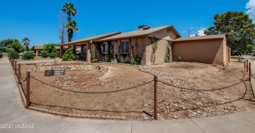 6130 Curry Ave, Tucson, AZ 85741-3685
