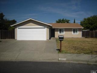 148 Hyannis Ct, Vacaville, CA 95687-6720
