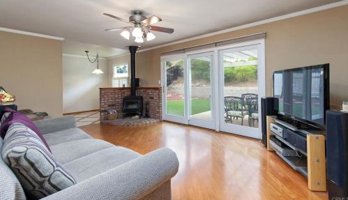 6421 Lake Atlin Ave, San Diego, CA 92119-3208
