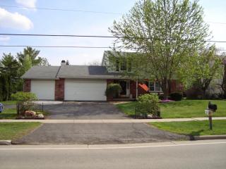 10725 Avenue Rd, Perrysburg, OH 43551-2817