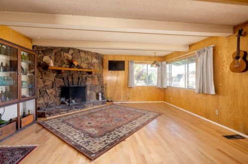 1044 Fairway Blvd, Big Bear City, CA 92314-9709