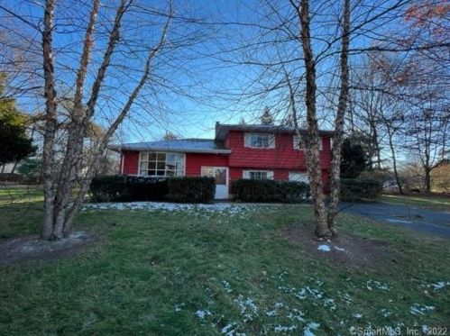 6 Fillow St, Westport, CT 06880-1217