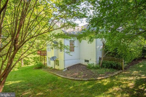 4204 Crooked Stick Ct, Fredericksburg VA  22408-9215 exterior