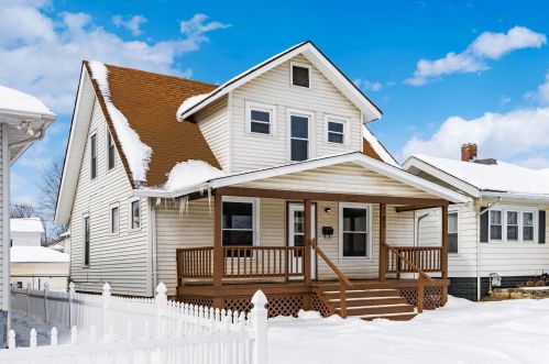 785 Larzelere Ave, Zanesville, OH 43701-5266