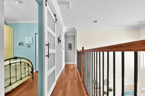 18856 23rd Pl, Hollywood FL  33029-5340 exterior