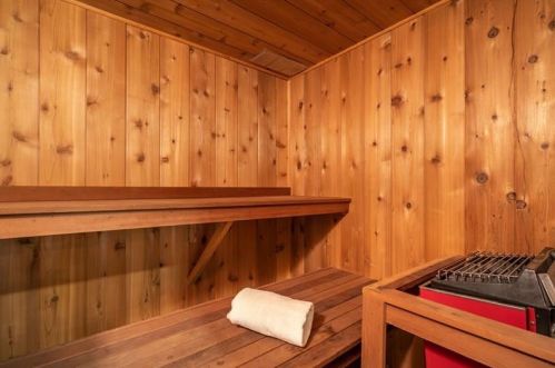 90 Will Scarlet Rd, Canonsburg PA  15317-2512 exterior