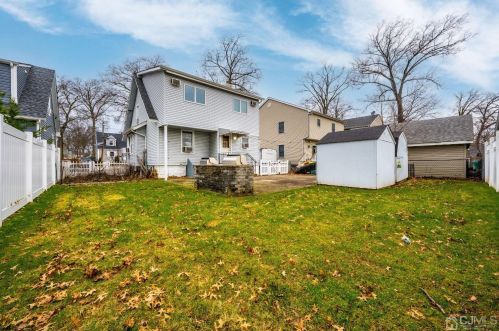 38 Madison Ave, Avenel NJ  07001-1445 exterior