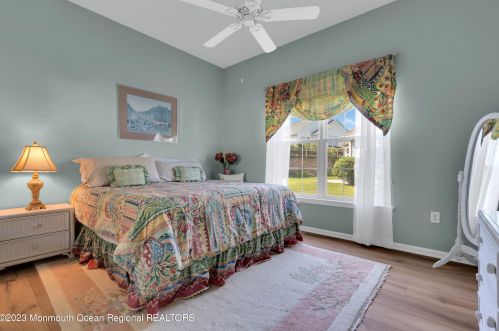 11 Dawnwinds Ct, Lakewood NJ  08701-7517 exterior