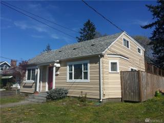 727 4th St, Puyallup, WA 98371-4346