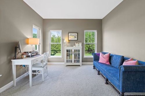 1465 Glen Oaks Ln, Thiensville WI  53092-2954 exterior