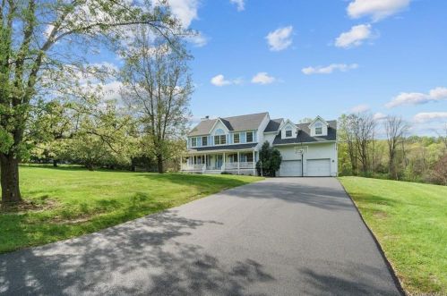 36 Crystal Farm Rd, Warwick, NY 10990-2862
