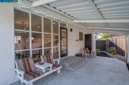 69 Fordham Ct, Concord CA  94523-1523 exterior
