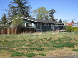 3092 Meadow Ln, Eagle Crest, OR 97756-8887