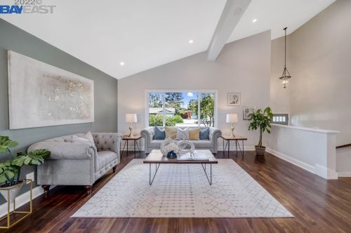 829 Katrina St, Livermore CA  94550-2392 exterior