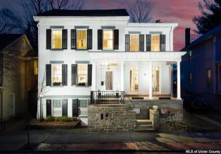 105 Fair St, Kingston, NY 12401-4801