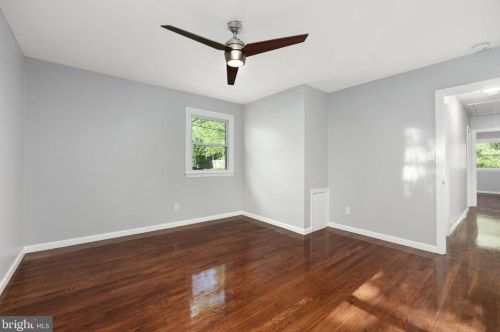 488 Fiddlers Grn, Dover DE  19904-4815 exterior