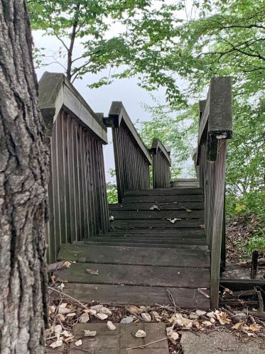 444 Amber Lake Dr, Fairmont, MN 56031-3405