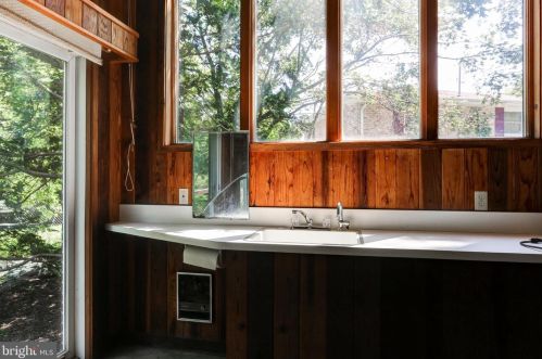 3 Annette Dr, West Enola PA  17025-1802 exterior