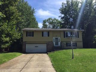 4052 Cherokee Trl, Brunswick, OH 44212-1714