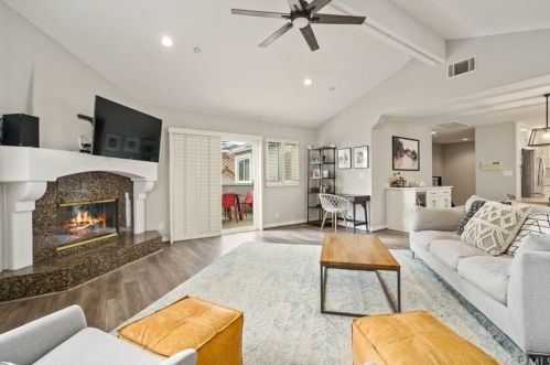 2519 Ruhland Ave, Redondo Beach, CA 90278-2504