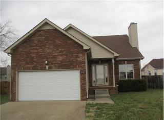 3465 Southwood Dr, Clarksville, TN 37042-8189