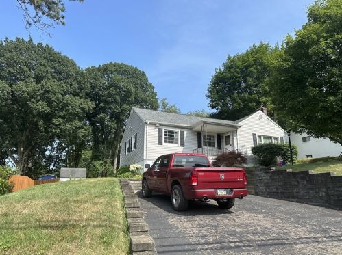 3009 Brownsville Road Ext, Library, PA 15129-9412