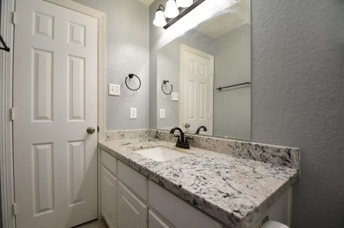 8514 Sports Haven Dr, Humble TX  77346-6000 exterior