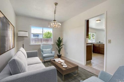 785 Cahill Ct, Liberty Farms, CA 95620-2602