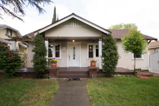 729 E St, Ontario, CA 91762-3001
