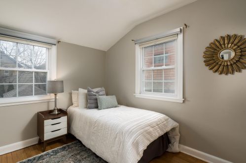 4234 Larkin St, Milwaukee WI 53211-1558 exterior