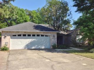 2021 Mary Ann Ct, Niceville, FL 32578-1755