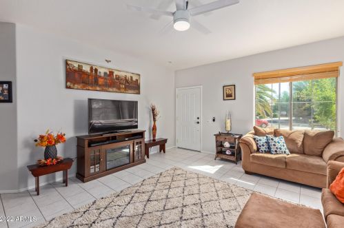 18606 Granite Ct, Sun City, AZ 85387-7559