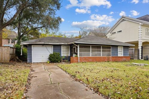 140 Whipple Dr, Bellaire, TX 77401-5339
