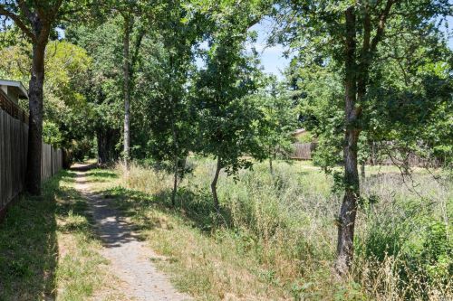 4120 Siskiyou Ave, Santa Rosa, CA 95405-8113