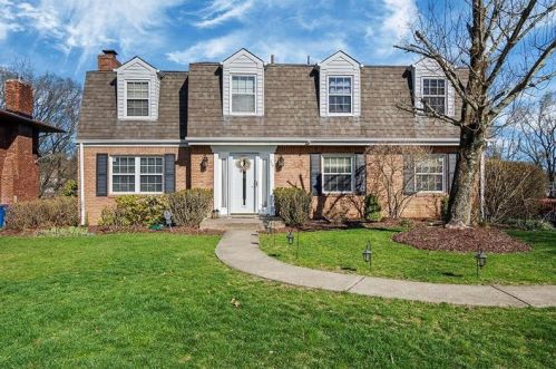 114 Carrie Ann Dr, New Kensington, PA 15068-9338
