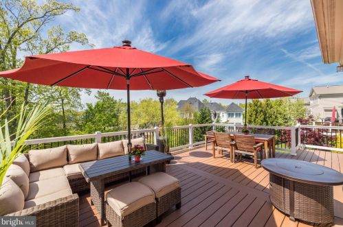 43820 Riverpoint Dr, Leesburg, VA 20176-8497