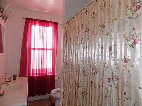 105 St, New Kensington PA  15068-5416 exterior