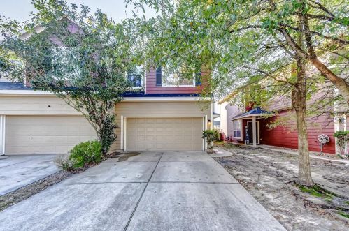 9020 Elm Drake Ln, Humble, TX 77338-1199